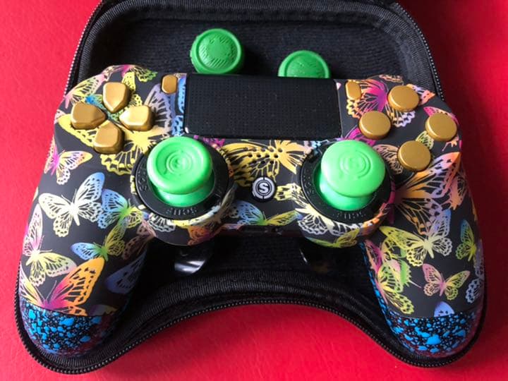 Scuf infinity ケース・フリーク付き