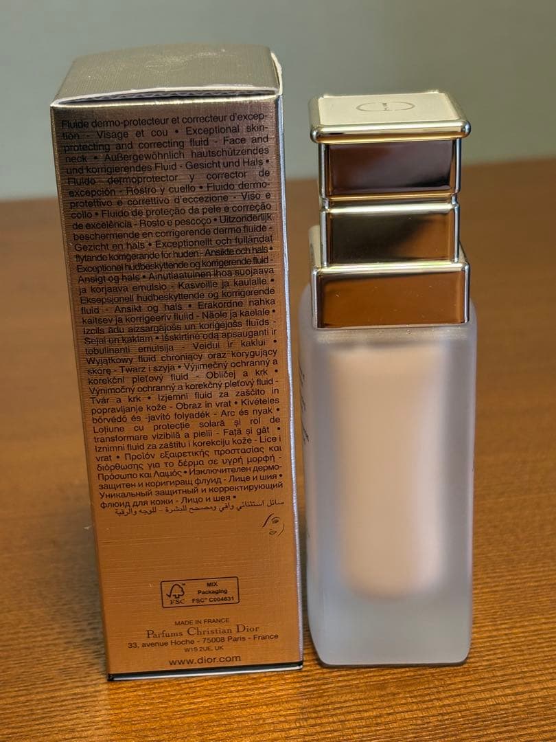 Dior Prestige UV プロテクター 30ml