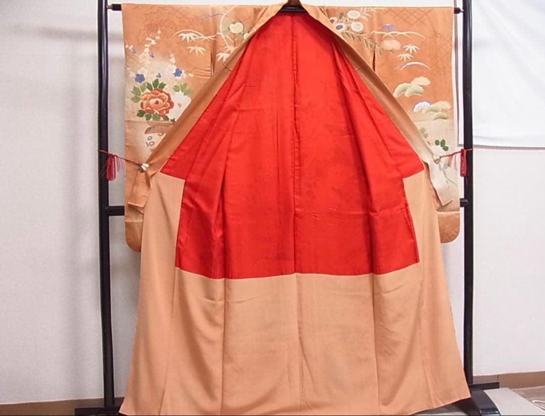 アンティーク着物　二尺袖大正ロマン　小振袖　駒刺繍　檜扇吉祥花文　正絹