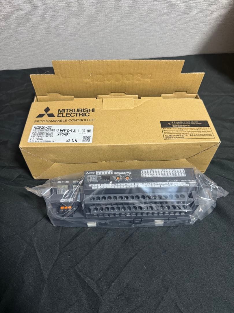 【未使用品】三菱 CC-Link ユニット NZ2GF2B1-32D