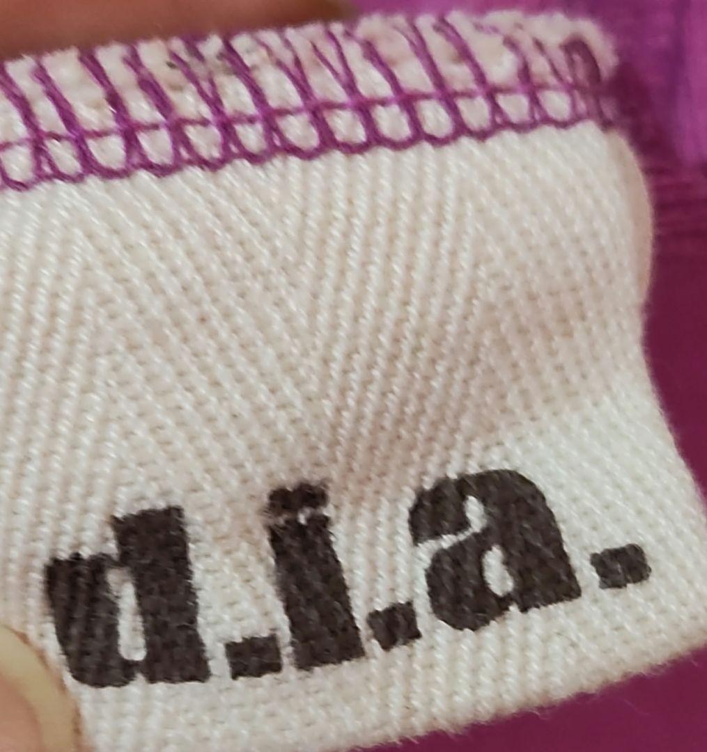 普*9様 d.i.a. パープル Vネック Tシャツ