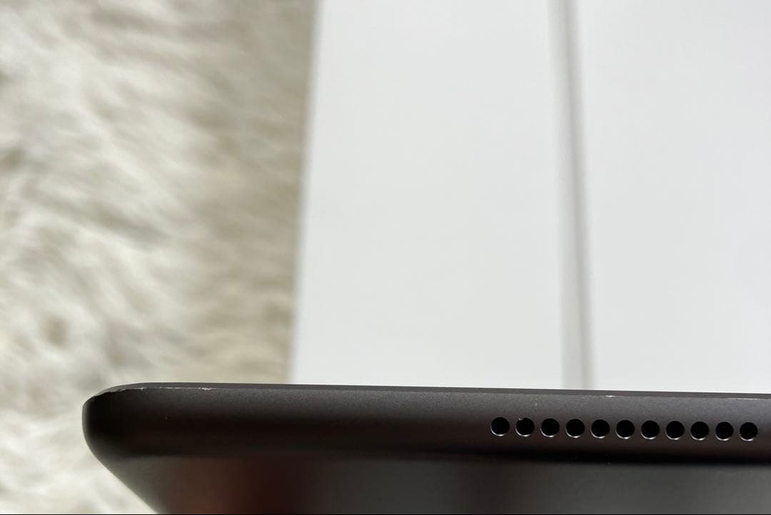 【早い者勝ち】iPad Air3 64GB SIMフリー【すぐ発送】
