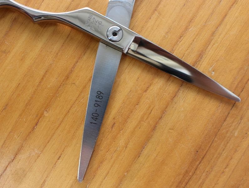 HIKARI 光シザー 右利き 5.8インチ E-5