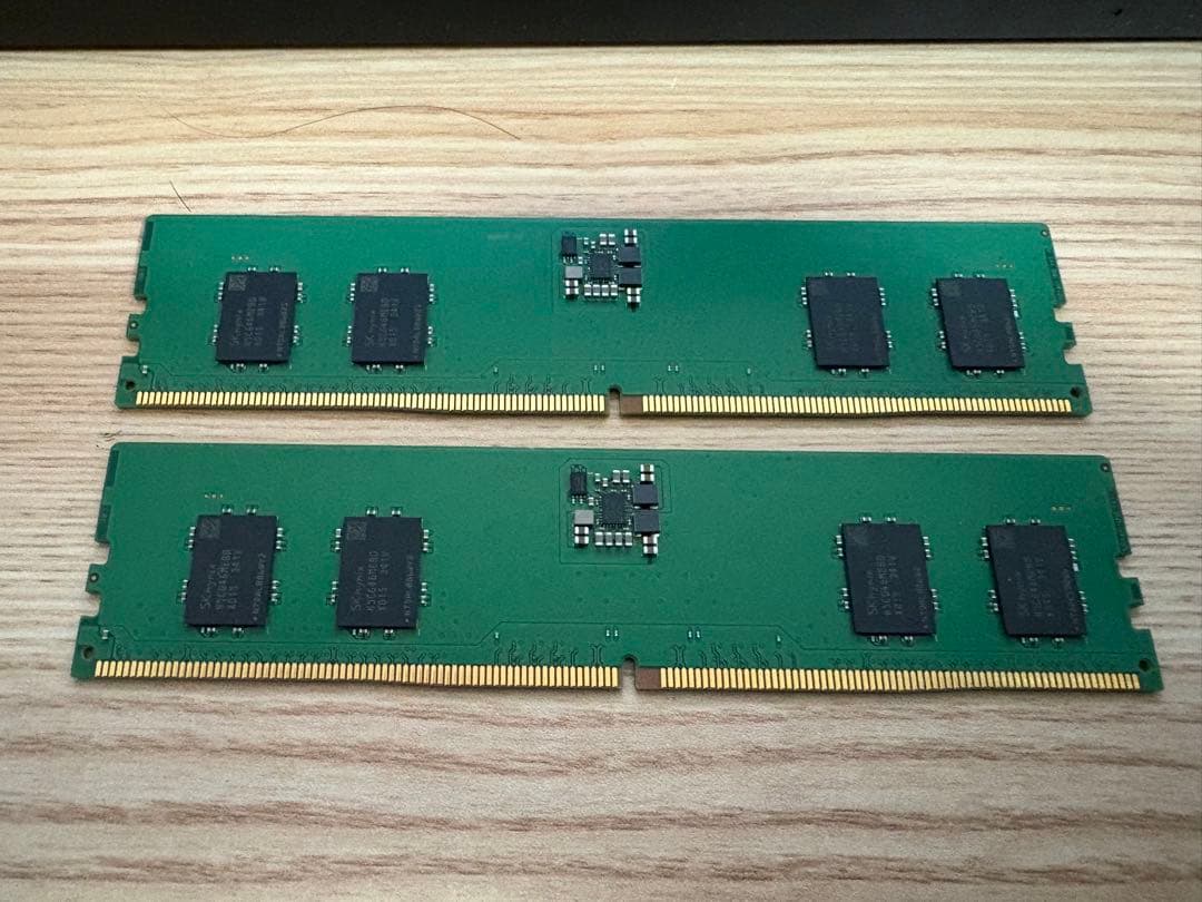 動作未確認 ジャンク品 DDR5 8GB×2(16GB)