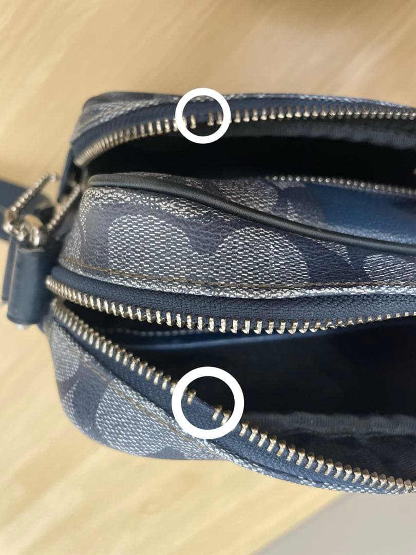 COACH ショルダーバッグ ヘリテージ　シグネチャー ネイビー