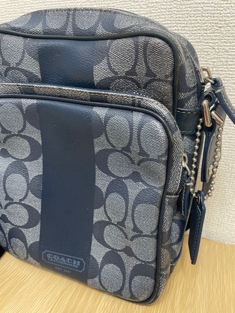 COACH ショルダーバッグ ヘリテージ　シグネチャー ネイビー