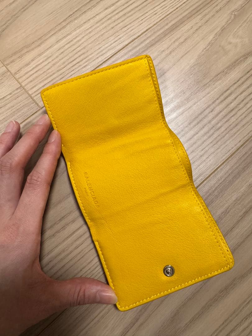 BALENCIAGA イエロー 三つ折り財布⭐︎美品