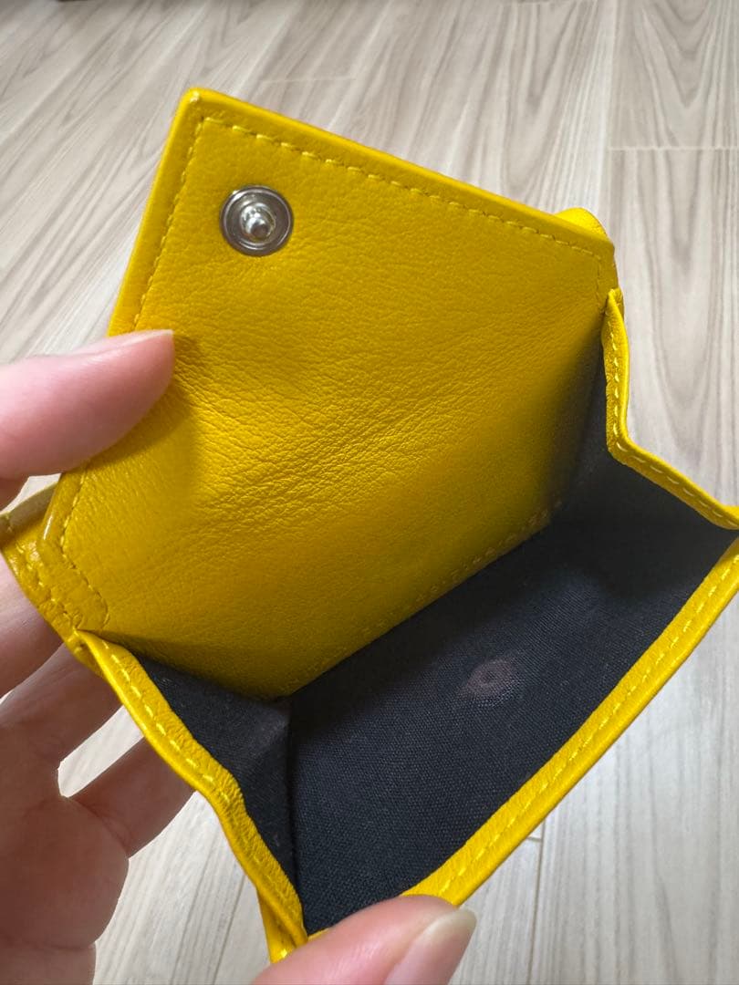 BALENCIAGA イエロー 三つ折り財布⭐︎美品