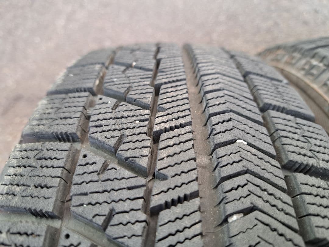 155/65R14バリ山！絶対安心ブリザック！お買い得ブリヂストン！送料￥300