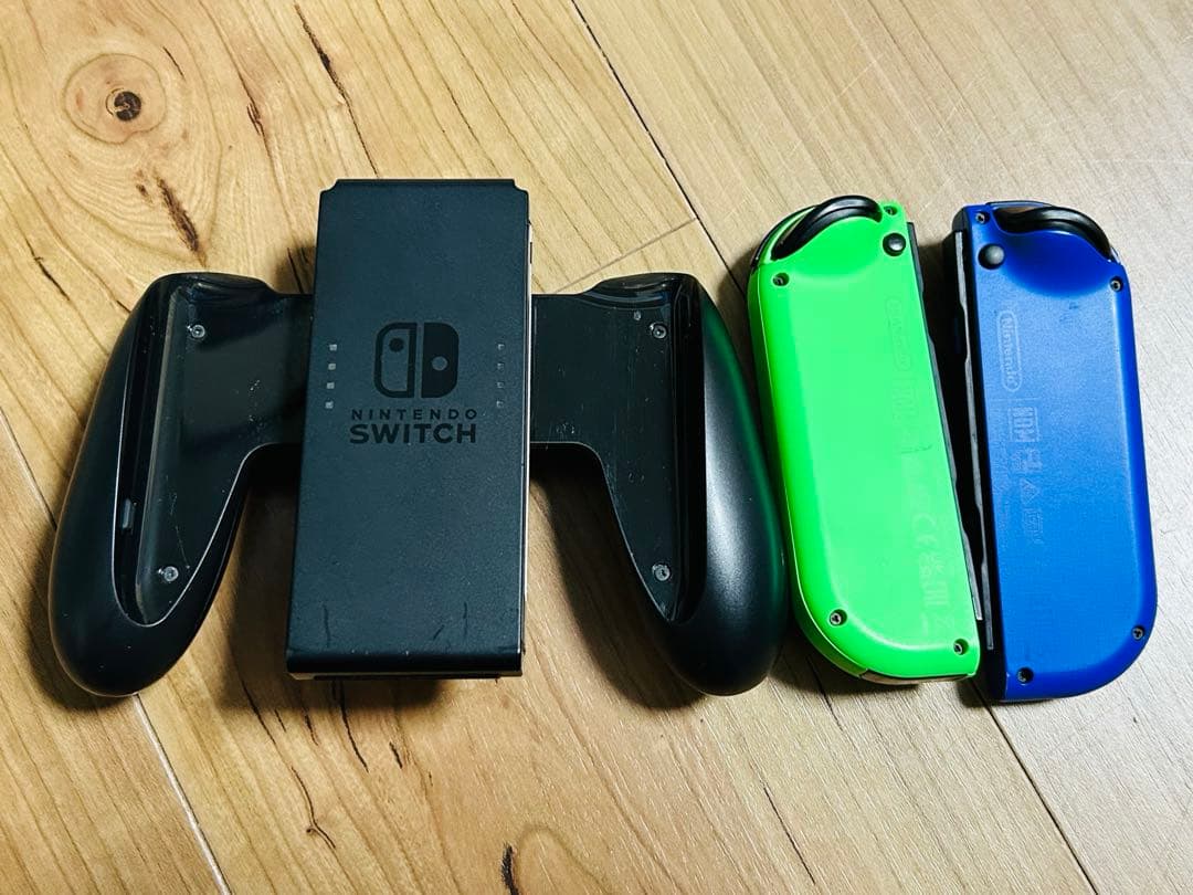 Nintendo Switch SDカード64G ケース付