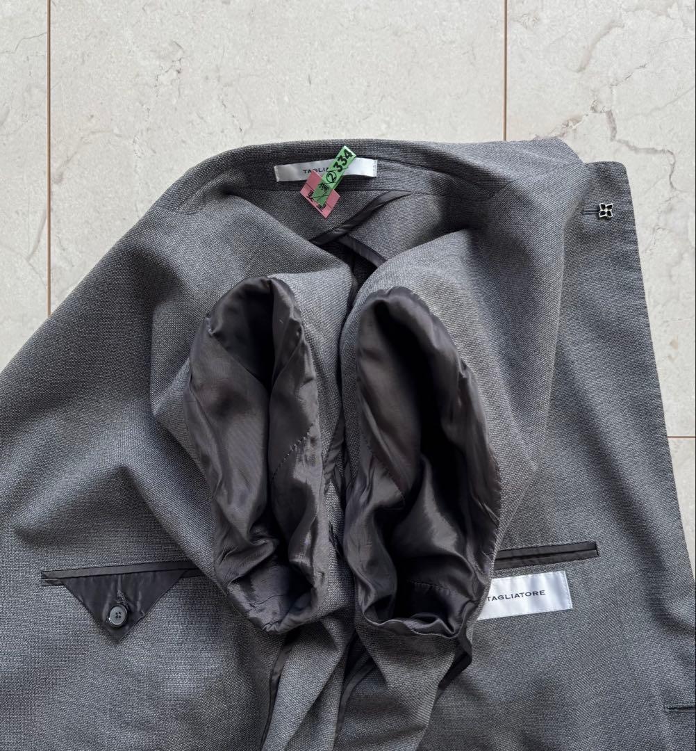 【極美品・未使用級】 TAGLIATORE タリアトーレ モンテカルロ最新モデル