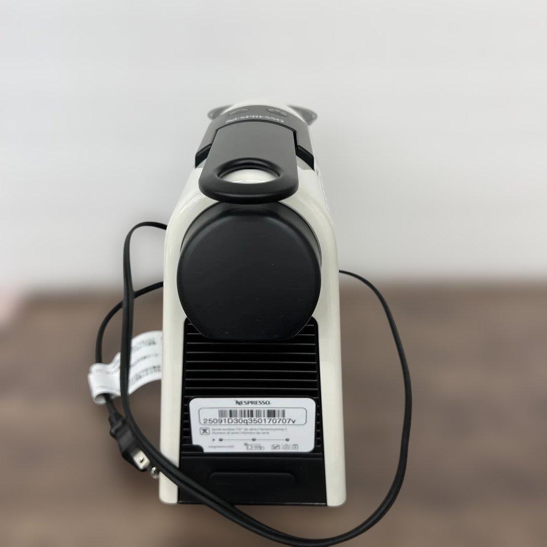 262253ネスプレッソ カプセル式コーヒーメーカー