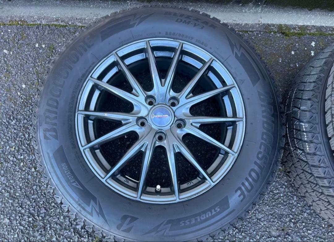 ブリヂストン DM-V3 スタッドレスホイールセット 225/65R17 送料別