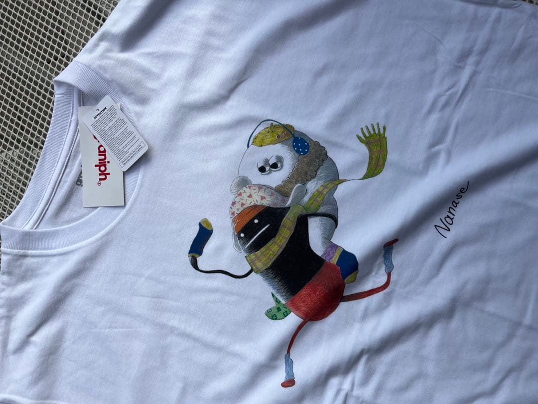 西野七瀬　どいやさん　グラニフ　オンライン　ビューティフルシャドー　半袖tシャツ