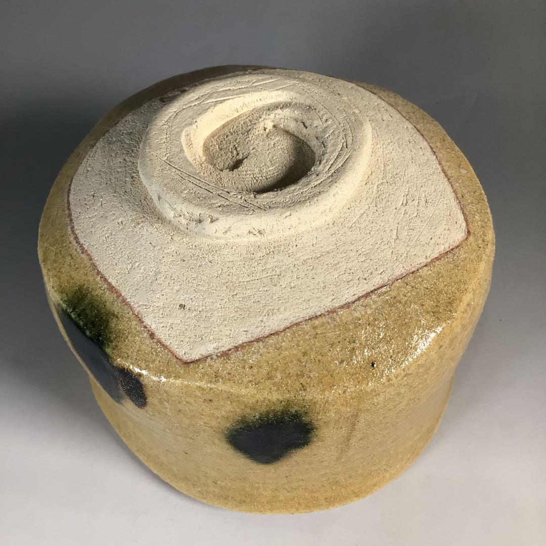 Ｍ９３６　茶碗　『美濃焼』『曽我伯庵造』『黄瀬戸茶碗』　抹茶碗　共箱　茶道具