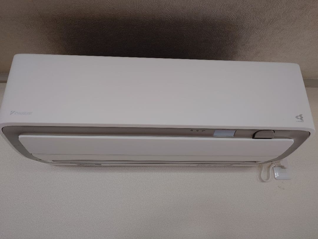 ダイキンエアコンF71ZTDXP-W２台、F225ATKS-W1台、引き取り限定