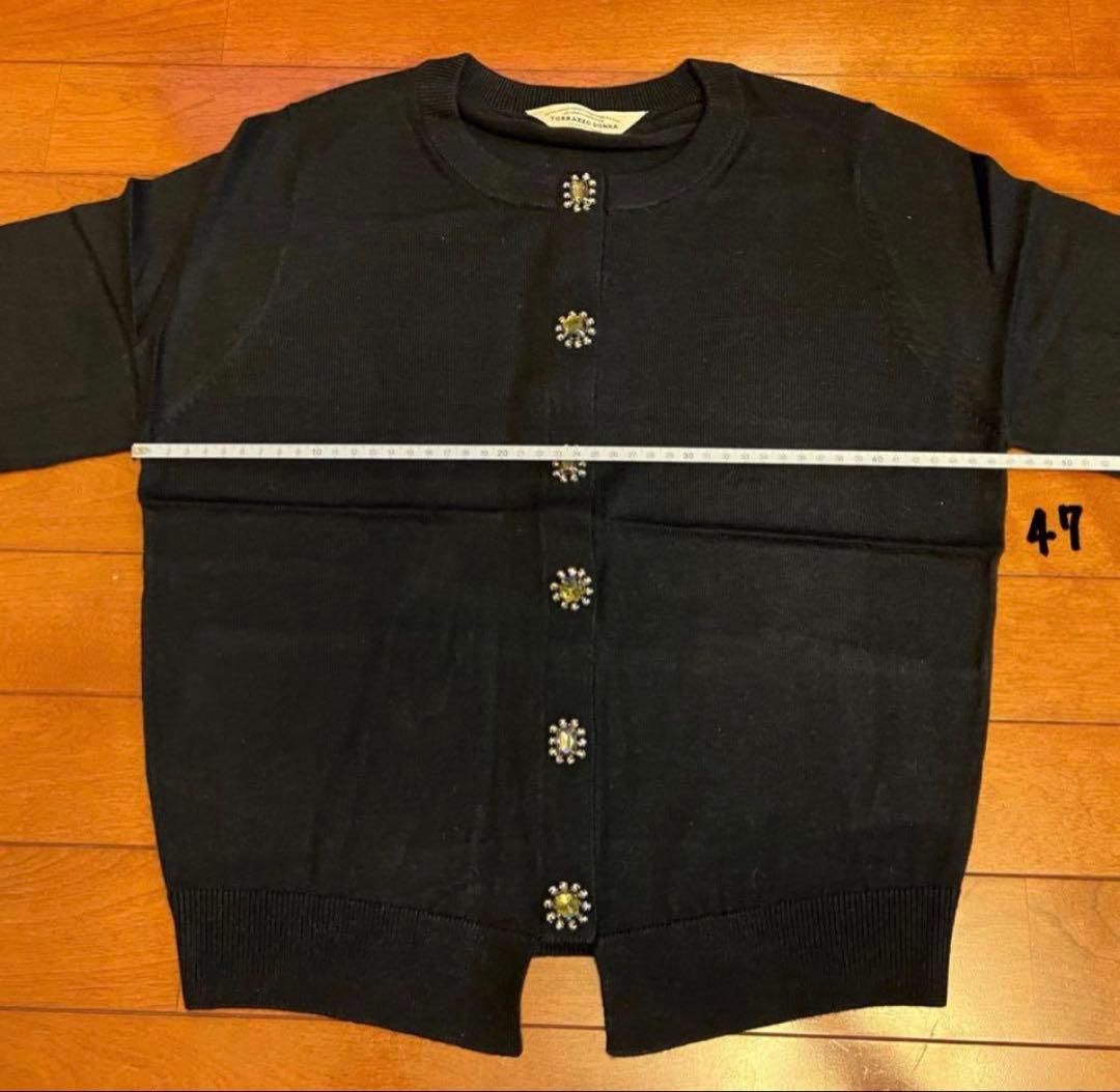 【新品】TORRAZZO DONNA ブラックカーディガン ビジューボタン
