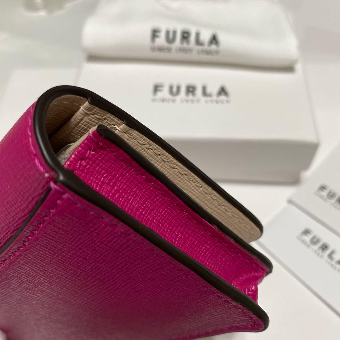 未使用　美品フルラ　Furla　名刺入れ　カード/パスケース　レザー
