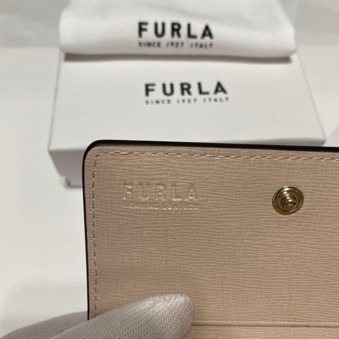 未使用　美品フルラ　Furla　名刺入れ　カード/パスケース　レザー