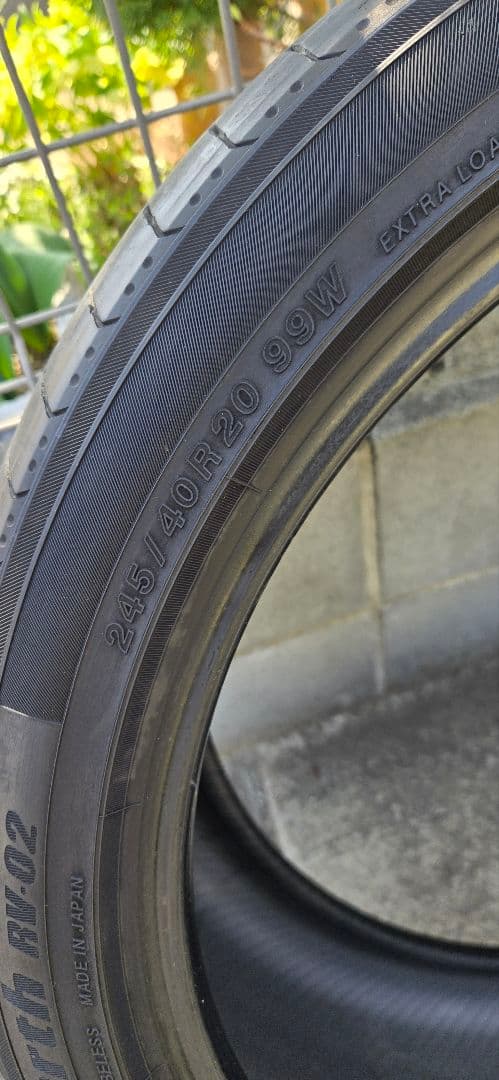 YOKOHAMA　RV02　245/40/R20 21年製2個口発送送料込み②