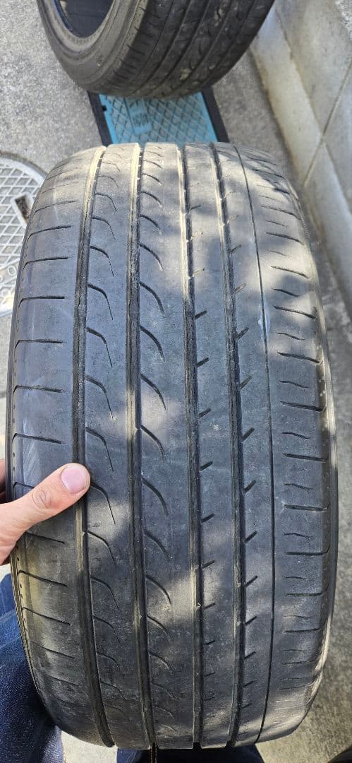 YOKOHAMA　RV02　245/40/R20 21年製2個口発送送料込み②