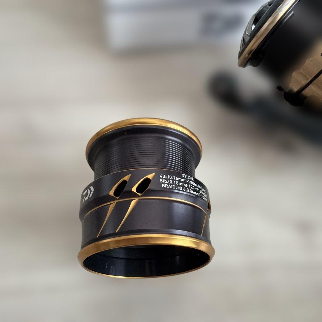 21CALDIA LT 2500S-XH スピニングリール