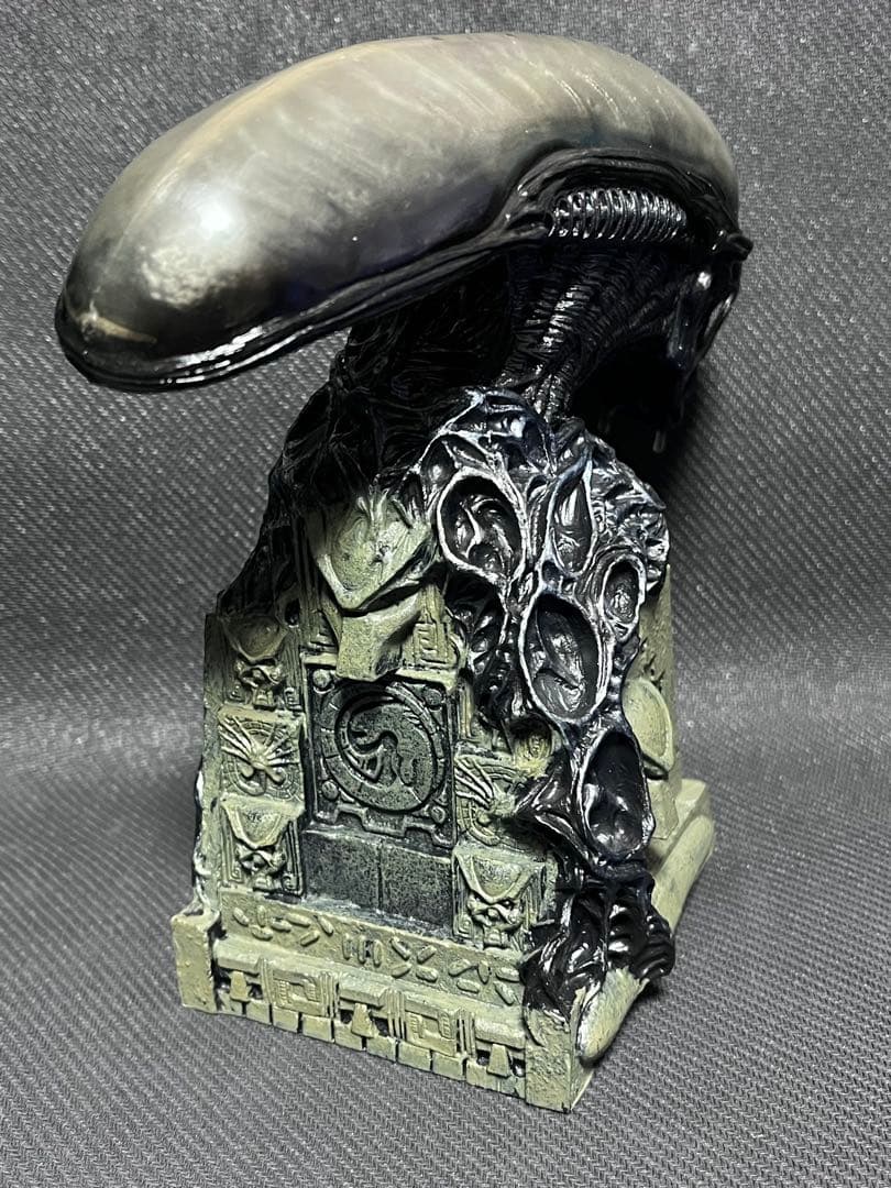 AVP エイリアンVSプレデター エイリアン リアルヘッドフィギュア
