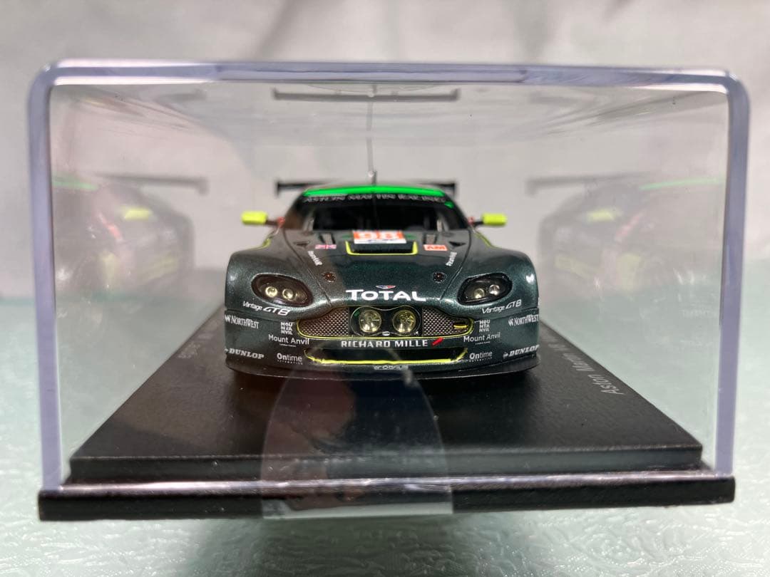 ミニカー Spark Aston Martin V8 Vantage LM2016 #98