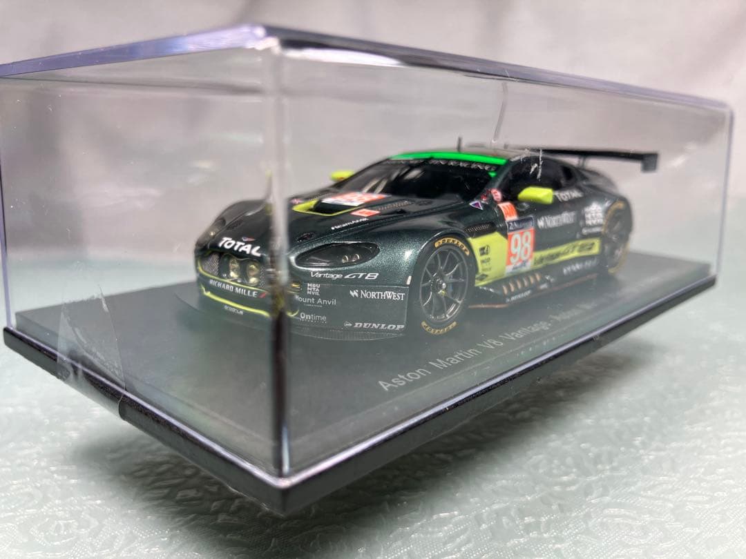 ミニカー Spark Aston Martin V8 Vantage LM2016 #98