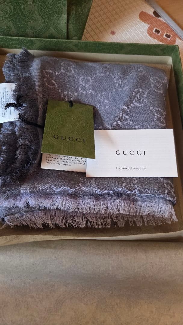 GUCCI グレー GGロゴ ストール