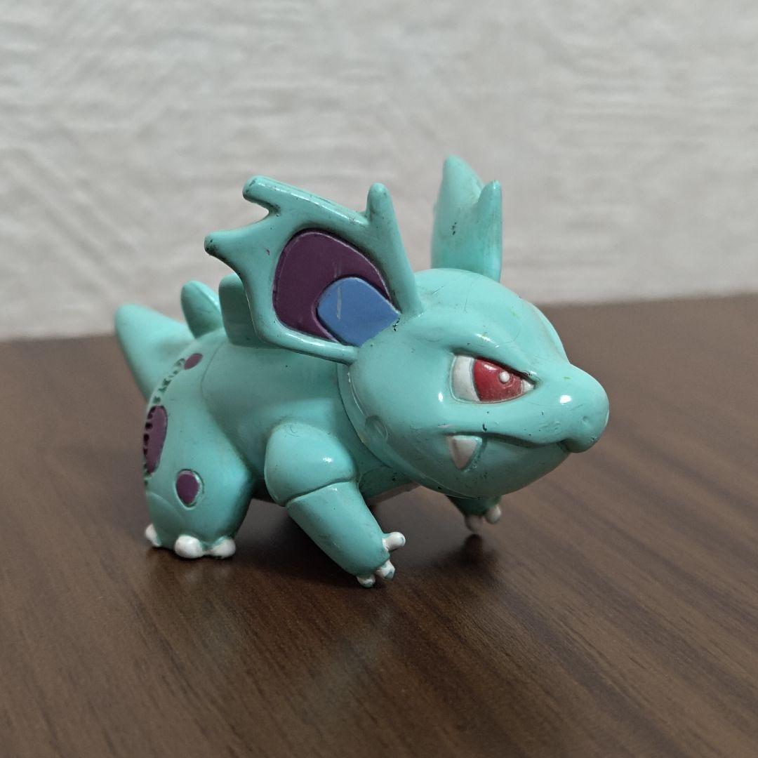 モンコレ ニドリーナ 初期 ポケモン フィギュア Nidorina