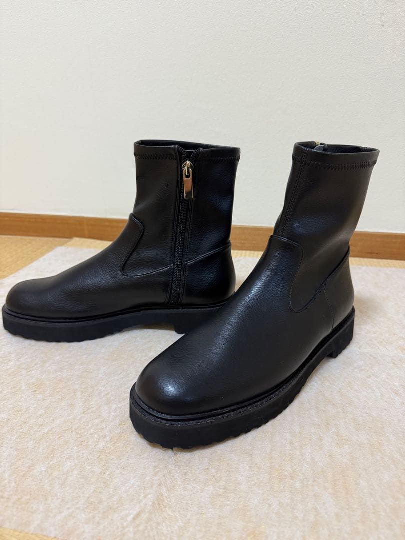Le Talon ショートブーツ　Mサイズ