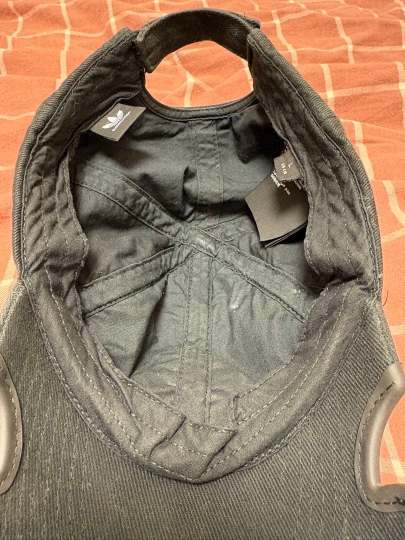 BALENCIAGA adidas ヴィンテージ加工 帽子 キャップブラック