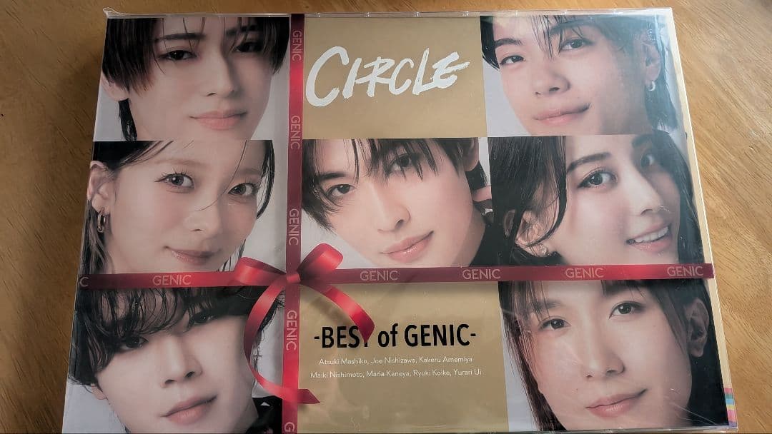 GENIC CIRCLE -BEST ラバーキーホルダー付き