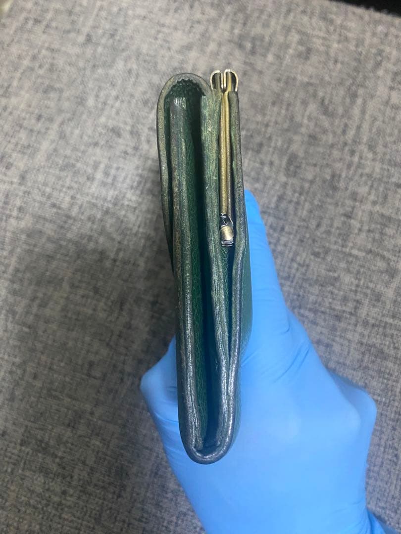 【美品】イルビゾンテ 二つ折り がま口 財布 グリーン