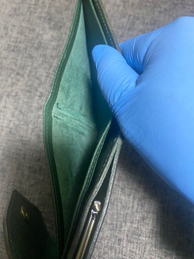 【美品】イルビゾンテ 二つ折り がま口 財布 グリーン