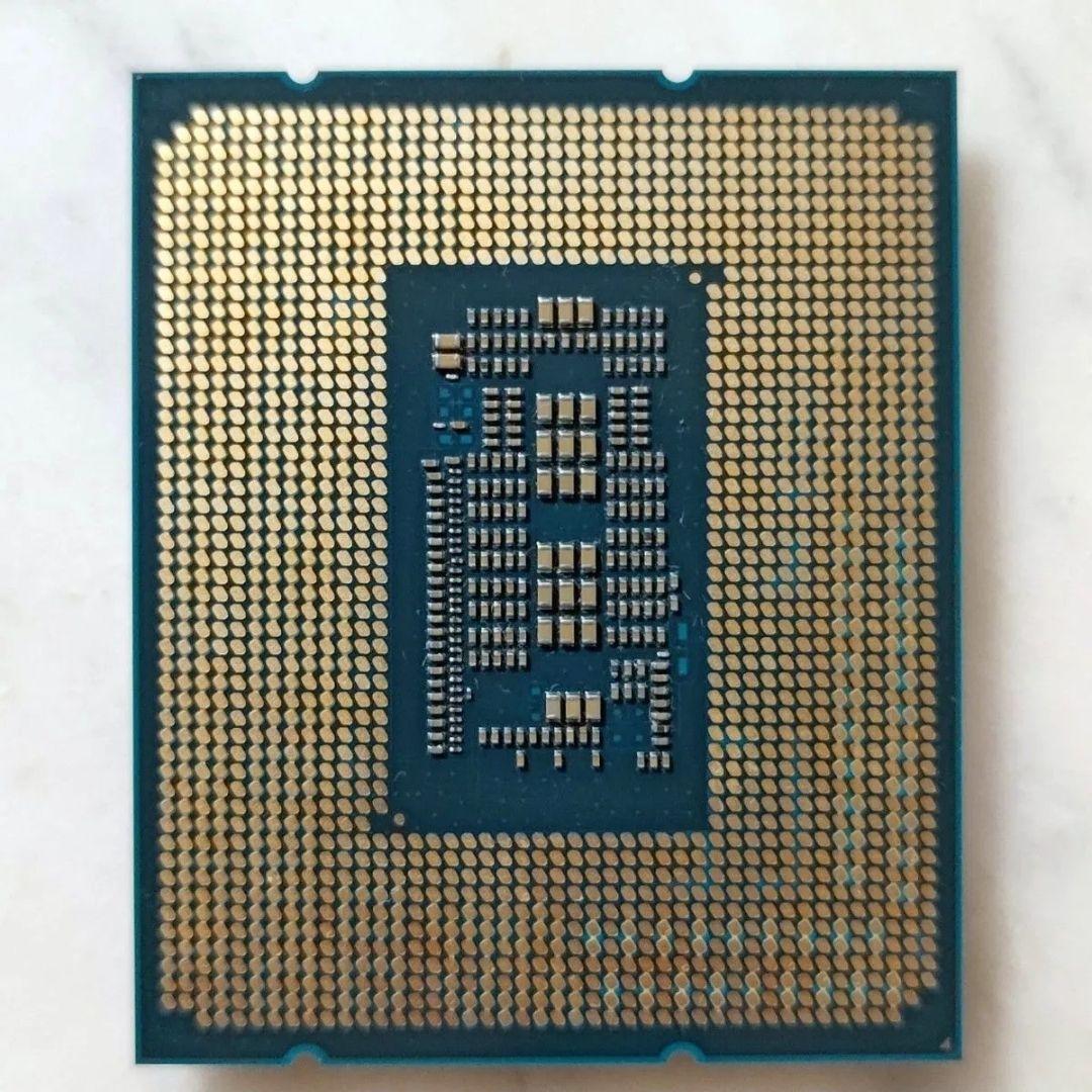 【動作確認済み】Intel Core i7-12700F CPU