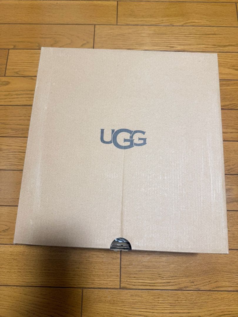 【新品未使用】UGG ブーツ 24cm MOXY CHELSEA