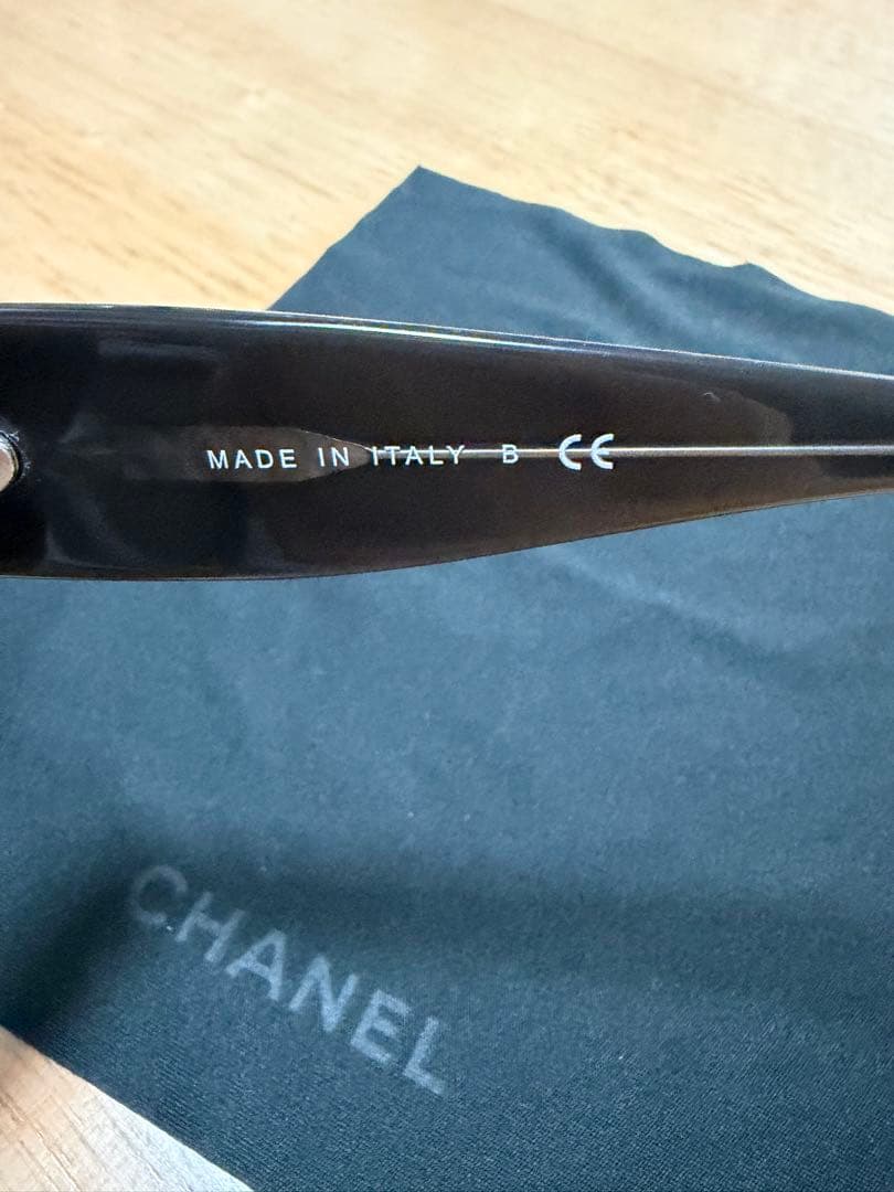 CHANEL サングラス　ブラック
