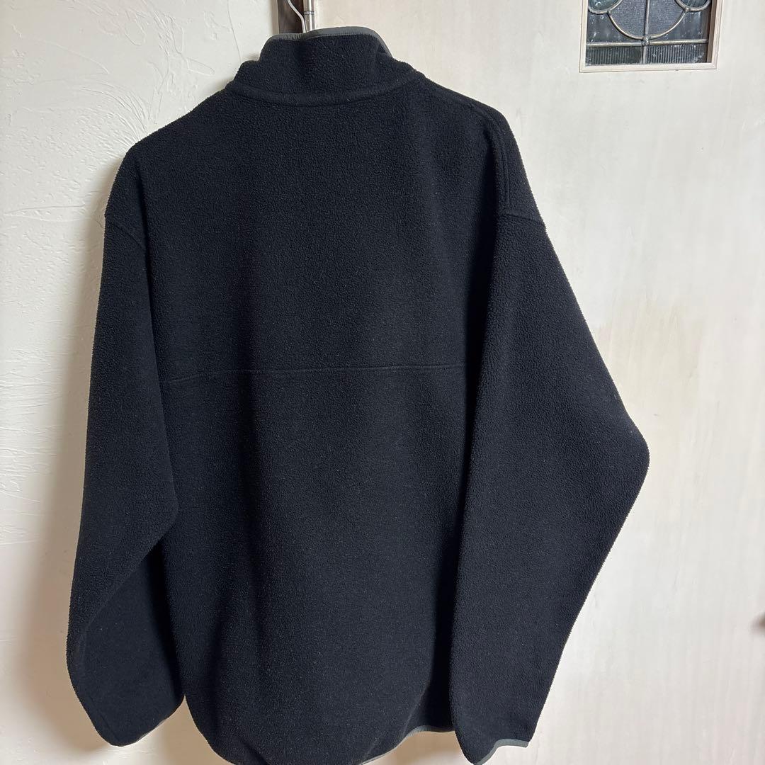Patagonia シンチラスナップT ブラック　ライトウェイト