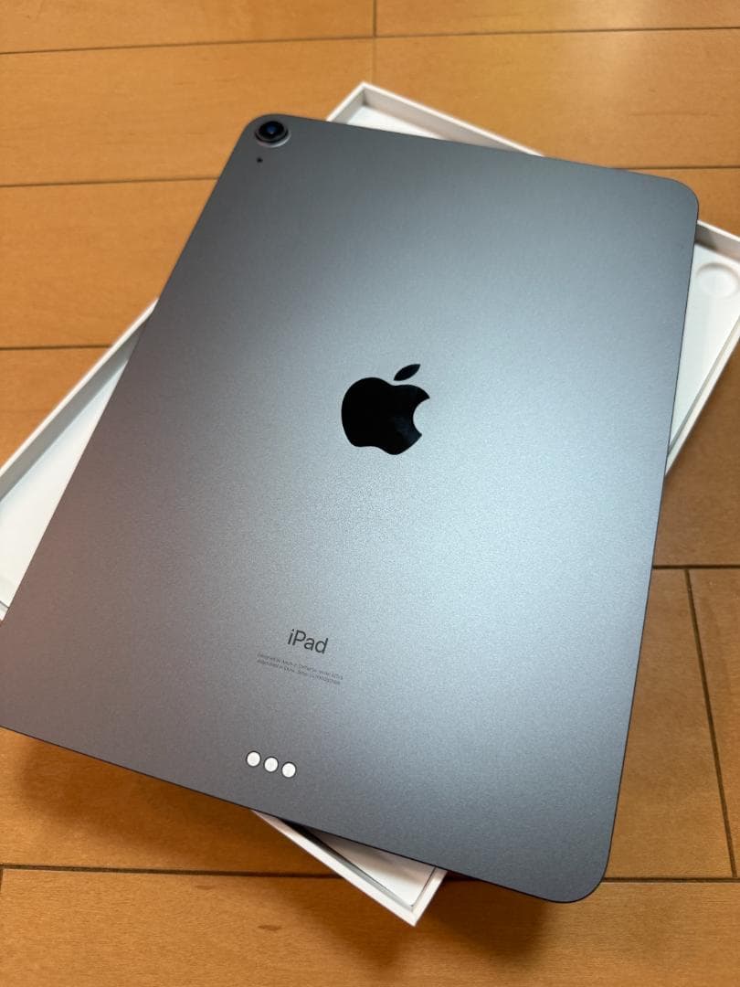 美品・Apple iPad Air (第4世代) 64GB スペースグレー