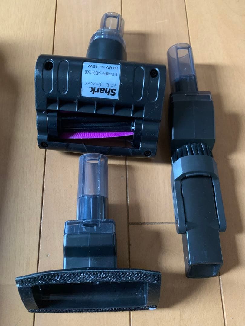 Shark スティッククリーナー LC400JWH
