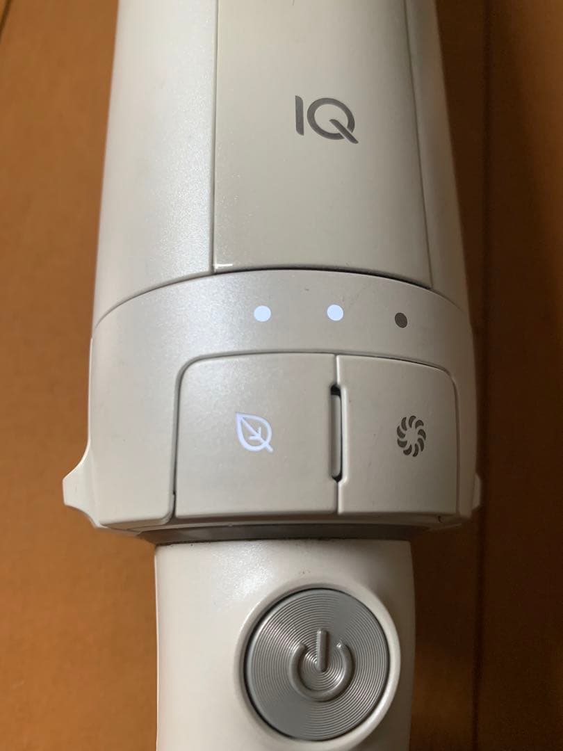 Shark スティッククリーナー LC400JWH