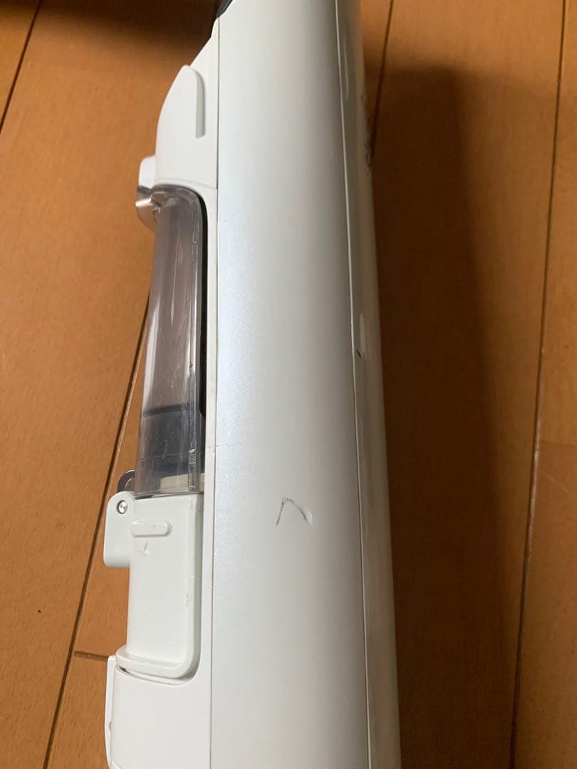 Shark スティッククリーナー LC400JWH