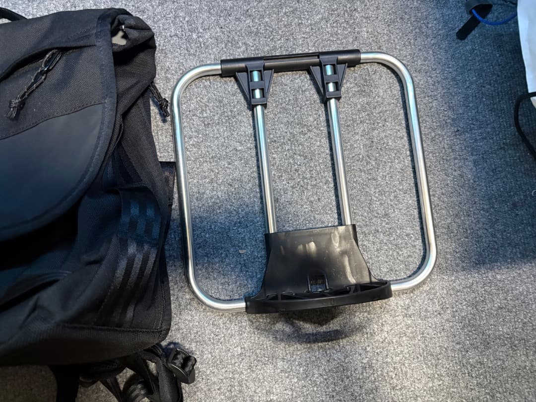 CHROME VERSATILE BACKPACK バックフレーム付き