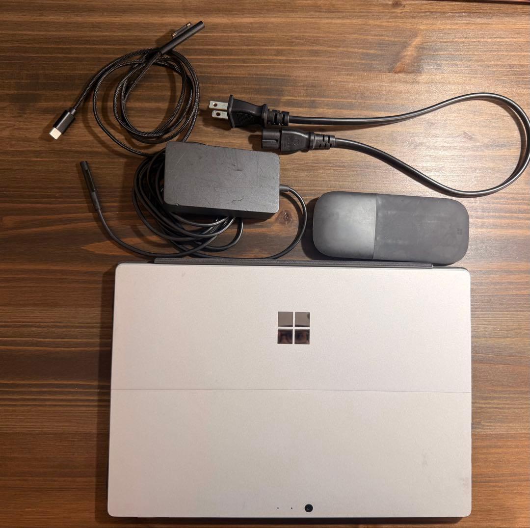 Windowsタブレット本体 Microsoft Surface Pro 5 8GB/128GB