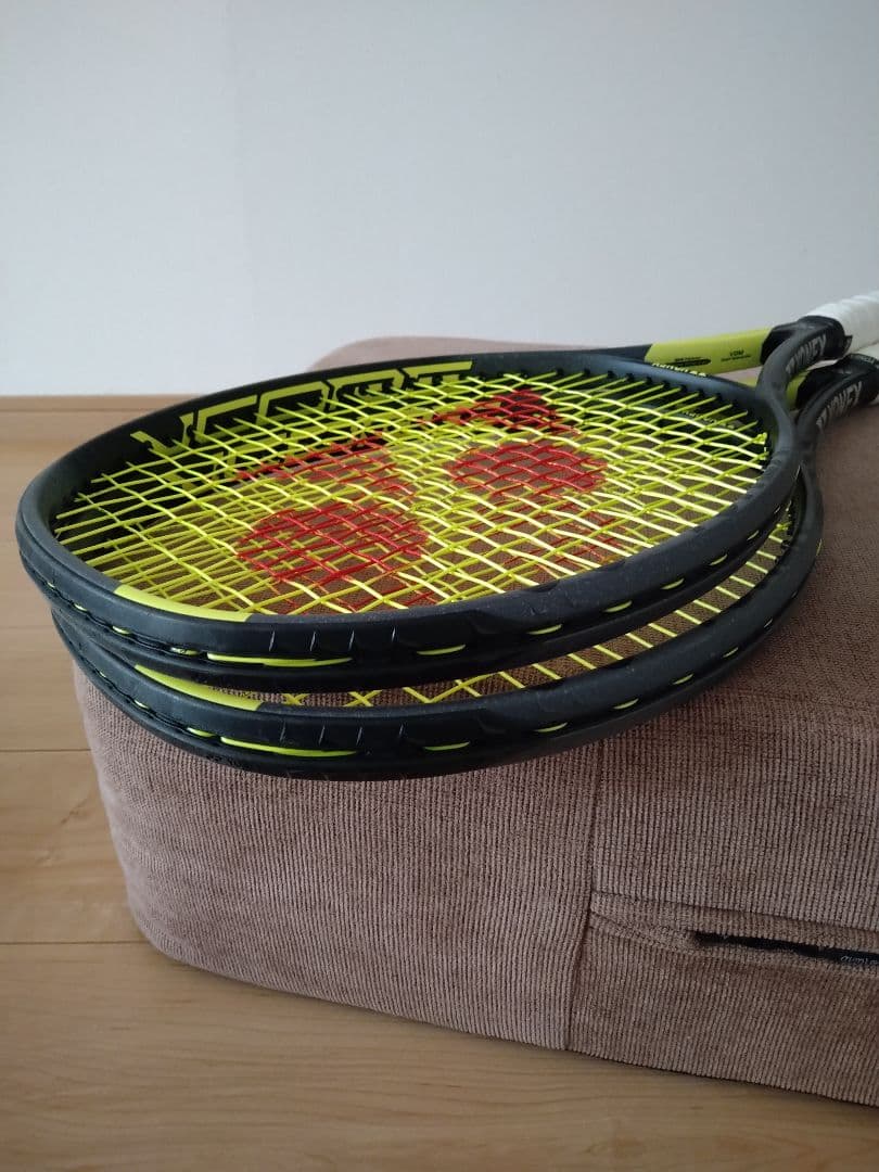 YONEX VCORE 100 （限定デザイン）2本セット G2