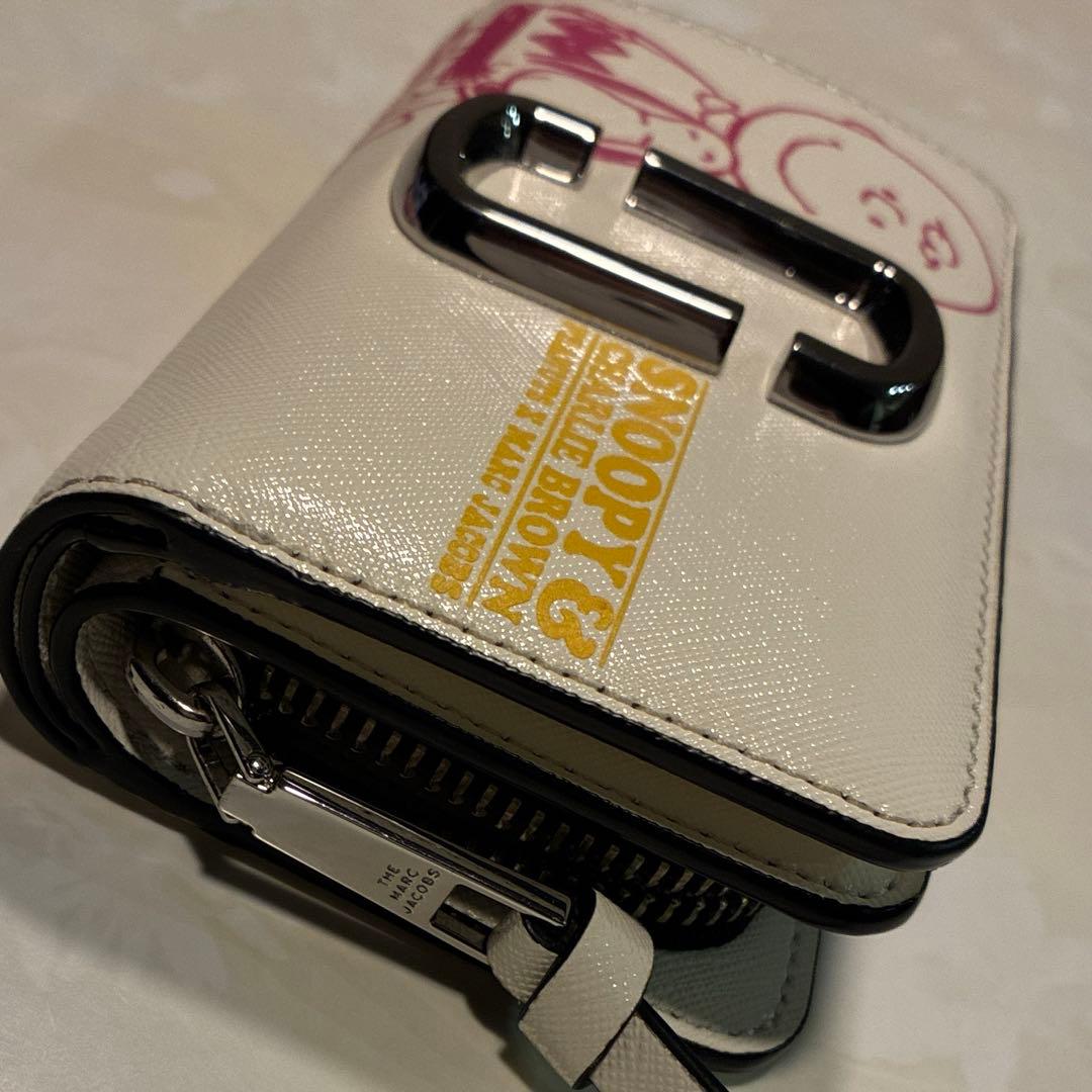 MARC JACOBS SNOOPY財布
