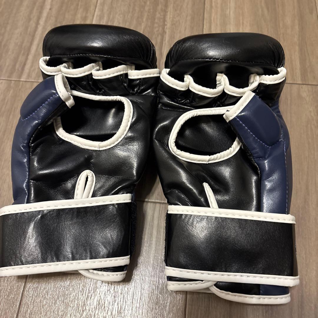 Fairtex MMAグローブ サイズ 黒/青