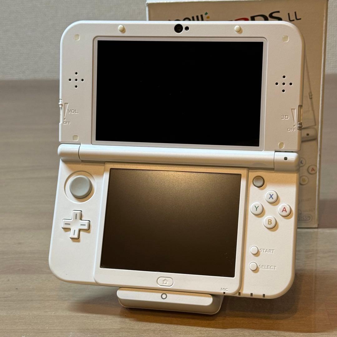 4-382 Newニンテンドー3DS LL パールホワイト 上IPS搭載